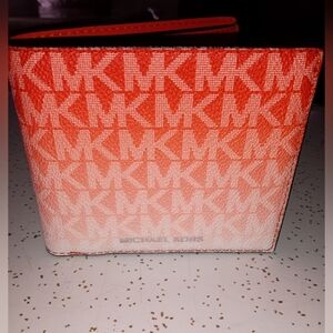 LIKE NEW Michael Kors Cooper Ombre Signature Logo Billfold Wallet
